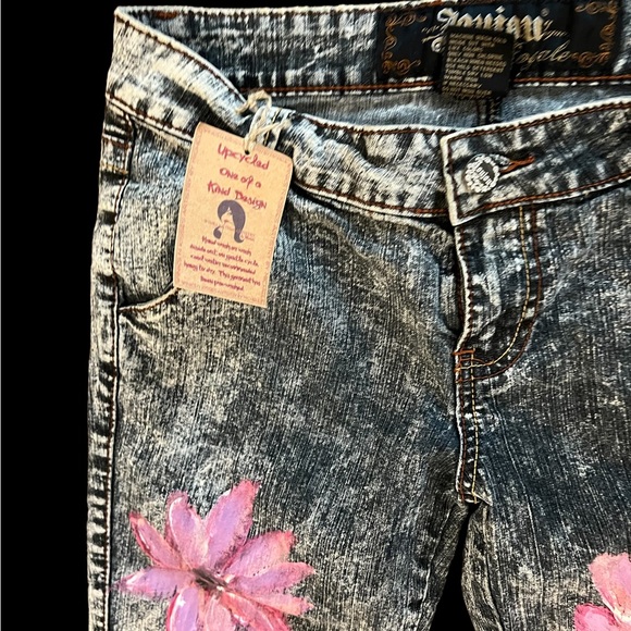 UPCYCLED ACID WASHED HAND PAINTED JEANS SIZE 7/8by WINKS AND KISSES ARTISTRY NWT - Picture 7 of 9